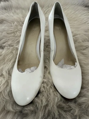 Womens Bandolino Leather White Pumps 9M Platform - Image 1 of 4