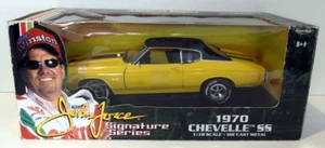 Ertl 1/18 Scale Diecast - 32844 1970 Chevelle SS Yellow John Force Series - Imagen 1 de 4