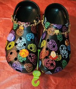 NUOVO MIP CROCS ZOCCHI DIA DE LOS MUERTOS UOMO TAGLIA 10 DONNA TAGLIA 12 DAY OF DEAD NUOVI - Foto 1 di 5