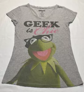 KERMIT FROG SEXY GEEK IS CHIC T SHIRT Glasses Muppet Sesame St Girl Women Size M - Picture 1 of 4