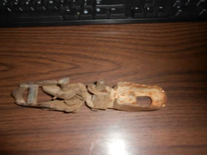 1984 Honda XR200 PAIR of Footpegs Foot Peg - Picture 1 of 4