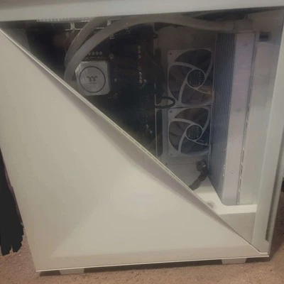 Thermaltake Divider 300 TG ARGB White Mid Tower Case /w AIO, PSU,and Motherboard - Image 1 of 4