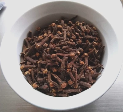 BOLSA RESELLABLE CLAVES ENTERA MADAGASCAR 4 OZ Foto 1 de 2