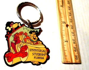 Universal Studios Florida 1995 Fred Wilma Pebbles Dino Flintstones Keyring Metal - Picture 1 of 5