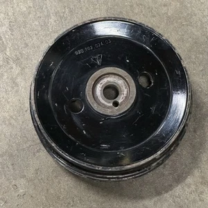 Porsche 911 AC Pulley 930.102.024.03 Crankshaft Pulley DOUBLE Air Conditioning - Picture 1 of 5