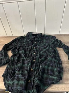 Forever 21 Medium Button Up - Picture 1 of 5