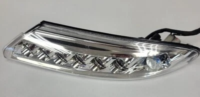 Porsche 911 997 Turbo/GT2 Lt 2010 indicador de giro delantero LED fabricante de equipos originales Foto 1 de 4