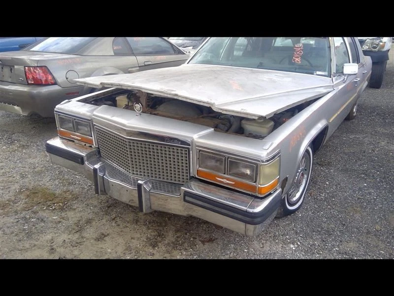 Passenger Right Headlight RWD Fits 80-89 FLEETWOOD 547197 - Image 1 of 4