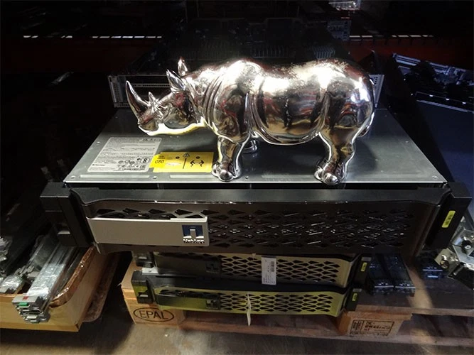 NetApp AFF-A220 All Flash Dual Controller - Image 1 of 1