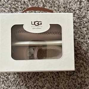 Ugg I Honey B Mary Jane Pink Leather Slipper Size 4 INFANT Baby Shearling Lined - Picture 1 of 4