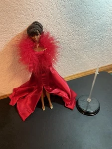 2001 Hollywood Cast Party Barbie (Re-Dressed As African American)  - Picture 1 of 5