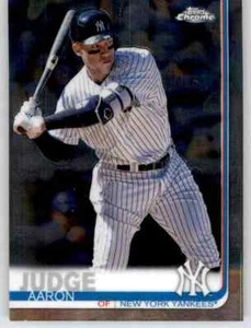 2019 Topps Chrome Aaron Judge Base Card MLB PWE Yankees #100 - Picture 1 of 2