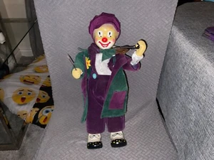 LARGE VINTAGE MUSICAL & MOVEMENT CLOWN 14" PLAYING MEMORIES BY CATS - Picture 1 of 9