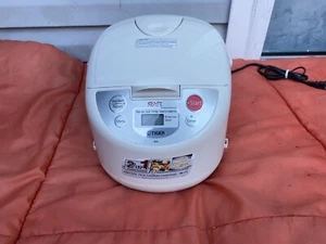 Tiger Electric Rice Cooker / Warmer Model No. JBA-B18U. - Picture 1 of 10