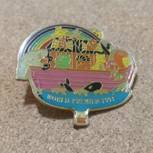 Vintage 1994 Noahs Ark Arky Hot Air Balloon Enamel Lapel Pin Back - Picture 1 of 3