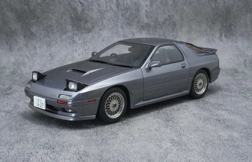 Sunstar WA180401 1/18 Mazda Savana RX-7 Infinito FC3S Grigio Vettura Limitata