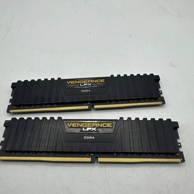 Corsair Vengeance DDR4 4GB (2x4GB) RAM Kit – Good Working Order – - Image 1 of 4