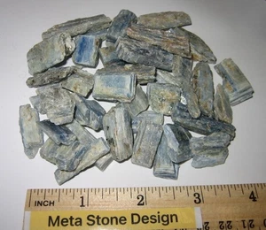 41 BEAUTIFUL SMALL NATURAL ROUGH 0.5"- 1.2" LIGHT BLUE KYANITE CRYSTALS ~ 195.2g - Picture 1 of 7