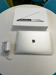 Apple MacBook Pro 2016 15.4" 2.9GHz 16GB RAM 2TB SSD A1707 - Picture 1 of 8