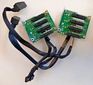 2 IBM Backplane Board FRU 43V7070 4-Port 2,5" SATA M2 SAS Festplatte mit Kabeln - Bild 1 von 10
