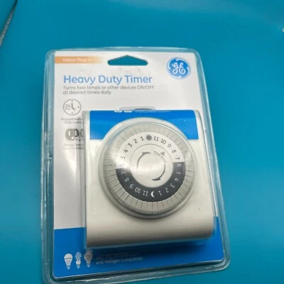 Temporizador mecánico enchufable interior de alta resistencia GE 24 horas, 2 tomas de corriente conectadas a tierra Foto 1 de 4