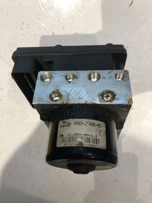 BOMBA ABS JAGUAR XJ6 XJ8 X350 TIPO S 2004-2007 + MÓDULO Foto 1 de 4