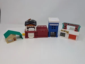 4x Battat DRIVEN Pocket Build-A-City Buildings: House, Fire, Police, Gas Station - Afbeelding 1 van 13