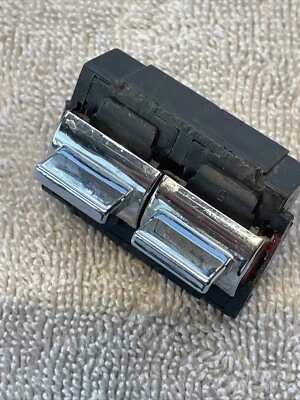 Interruptor ventana izquierda Chevrolet El Camino 6 pines usado. Foto 1 de 4