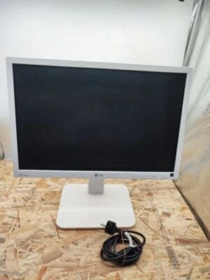 Monitor LG 22EB23PY-W 22 Zoll Weiß DP VGA DVI USB Pivot Höhenverstellbar 5ms - Bild 1 von 4