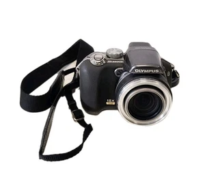 Olympus SP-550UZ 7.1MP Digital Camera with Case (10) - Picture 1 of 5