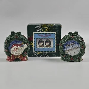 Vintage Fitz & Floyd Omnibus Santa & Wreath Christmas Salt & Pepper Shaker Set - Picture 1 of 12