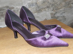 purple lace wedding shoes
