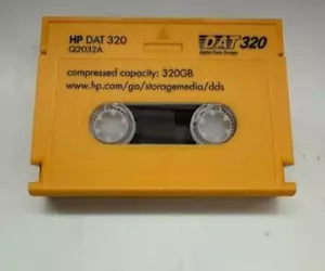 HP Q2032A DAT 320 Data Cartridge Tape 320GB 4mm DAT 320,160/320GB DAT320 USED - Picture 1 of 1
