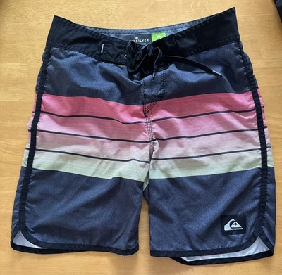 Pantalones Cortos Quiksilver Niños/Hombres 26 Negros/Rojos/Amarillos Pantalones Cortos de Natación Cordón Natación Surf Foto 1 de 2