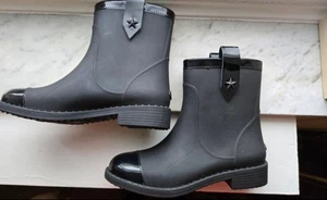 Jimmy Choo Rubber Ankle Rain Boots Sz 35 Made In Italy - Picture 1 of 5