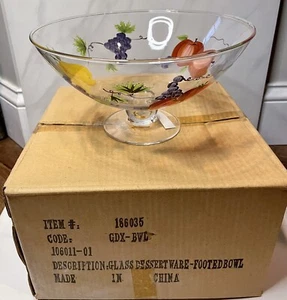 Cuenco pedestal de postre de frutas pintado a mano Victradco 2001 - Imagen 1 de 8