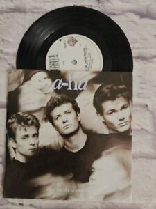 A-HA - STAY ON THESE ROADS 7 INCH SINGLE WB Records World Tour 1988/1989