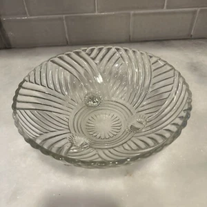 Anchor Hocking Vintage Prismatic Glass Swirl Bowl Three Footed Beautiful! - Picture 1 of 5
