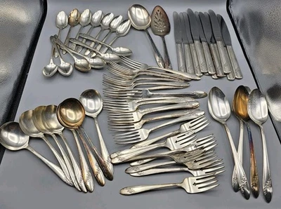 Flatware "Set" See Descrip For # Queen Bess II Oneida Community Silverplate - Image 1 of 4