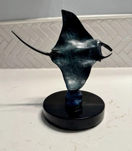 Robert Wyland Bronze Giant Manta Ray Figurine Marble Base Artist Signed/# 1998 - Picture 1 of 15