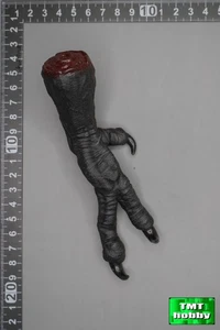 1:6 Scale Buzztoys BZT-001 The White Wolf - Severed Paw - Picture 1 of 3