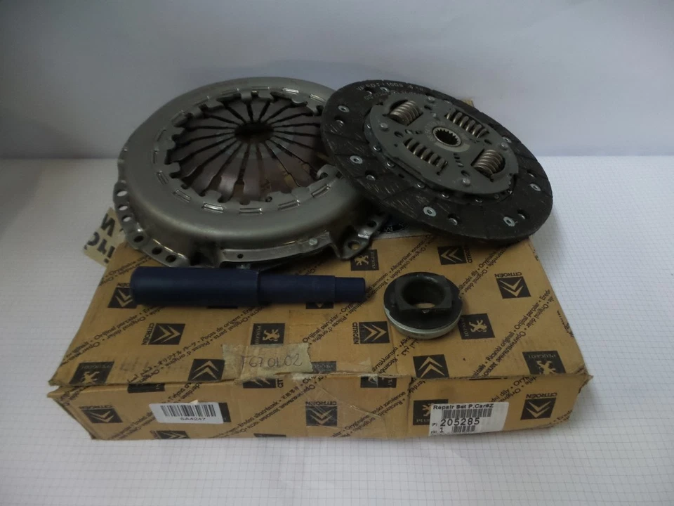 Genuine OE Peugeot Clutch Kit 205285 - Image 1 of 1