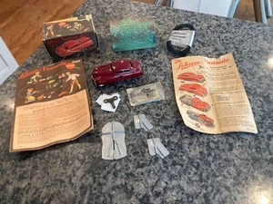 VINTAGE SCHUCO VARIANTO 3010/0 TIN CLOCKWORK CAR BEGINNER SET IN ORIGINAL BOX. - Picture 1 of 24
