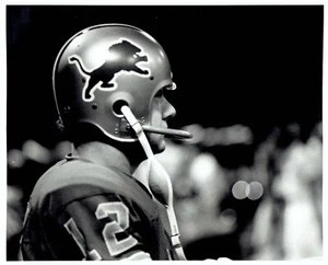 1973 Original Photo Detroit Lions Football Kicker Errol Mann wearing uniform - Picture 1 of 2