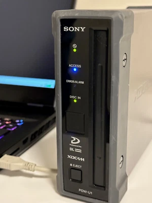 Sony PDW-U1 XDCAM USB 2.0 Professionnal HD Disk Drive Unit w/Power Supply - Bild 1 von 4