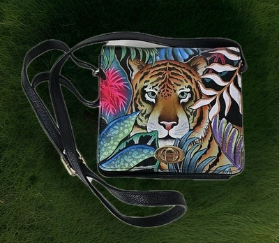 NUEVO SIN ETIQUETAS - Bolso Bandolera Anuschka Pintado a Mano Pequeña Solapa Bosque Tigre Foto 1 de 4