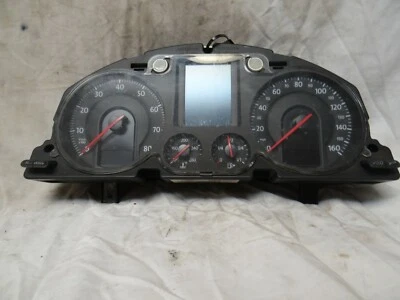 Cuadro de instrumentos velocímetro Volkswagen Passat 2009 09 102 k millas 3C0920972A Foto 1 de 4