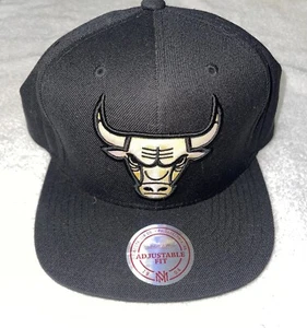 Mitchell & Ness Chicago Bulls Snapback Hat Cap Orange & Black - Picture 1 of 3