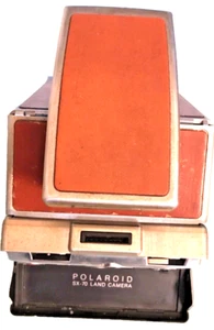 VINTAGE POLAROID FOLDING INSTANT SX-70 FILM LAND CAMERA - Picture 1 of 9