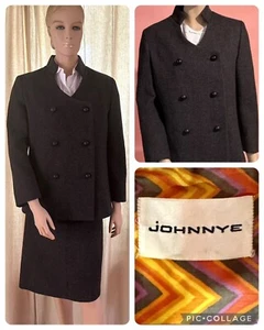 Vtg  JOHNNYE Women’s Charcoal Grey Wool Cropped Jacket & Skirt Suit Fun Lining! - Picture 1 of 21